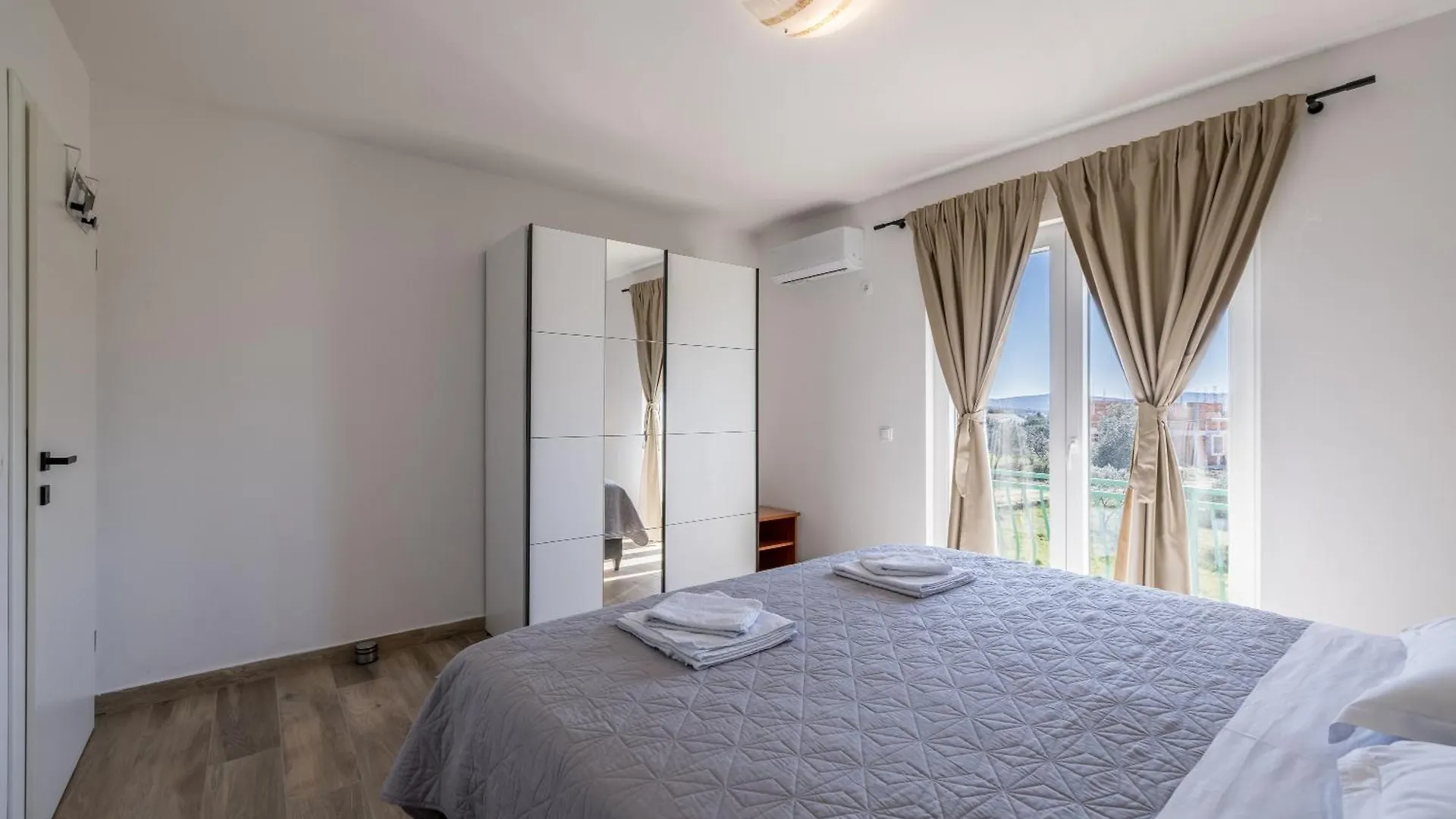 Luxury Stunning View Apartment Josipa Turanj Croatia