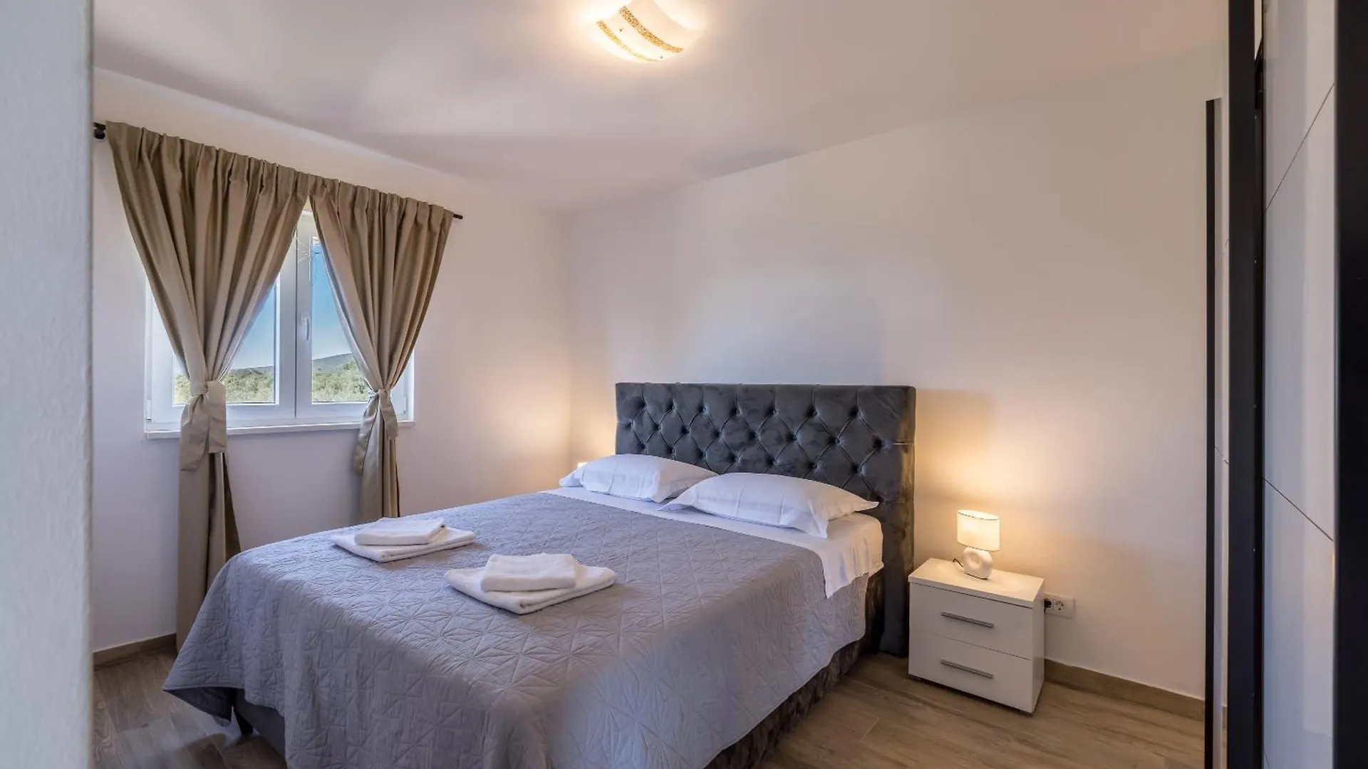 Luxury Stunning View Apartment Josipa Turanj